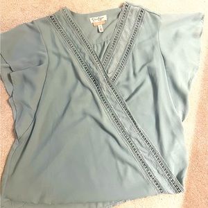 Jessica Simpson nursing top, size XS